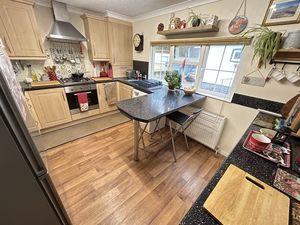 Photo 6- click for photo gallery